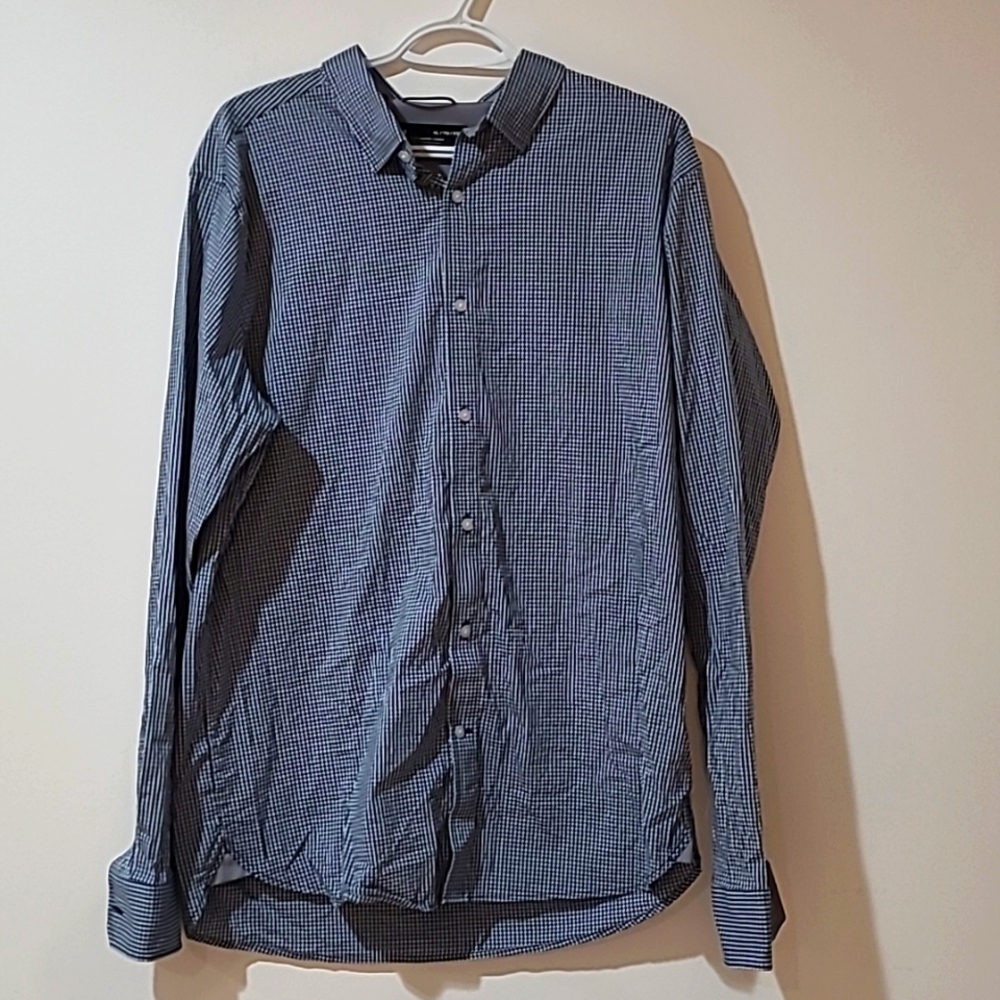 Under Armour men's XL shirt